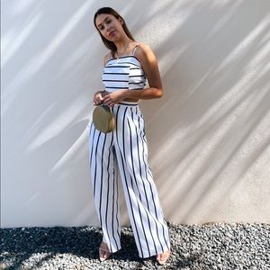 Two piece set stripes black and white